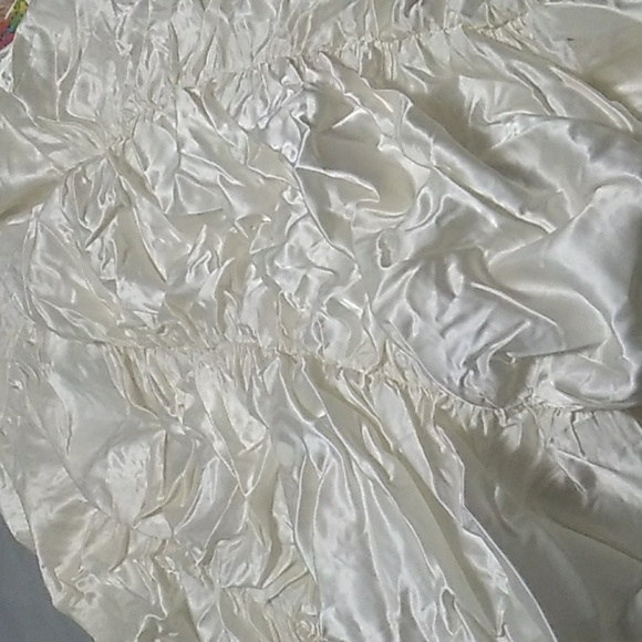 👰‍♀️ RARE VINTAGE 1970’s/80’s Satin & LACE WEDDING DRESS Tiers of Satin - Picture 11 of 16